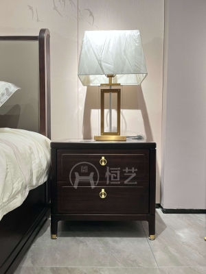 臻G1535床头柜  大黑檀